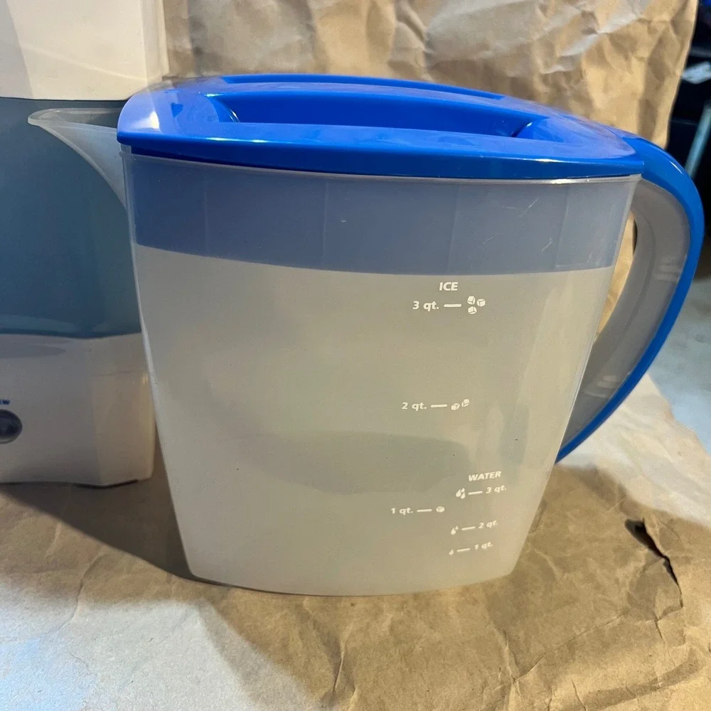 Mr. Coffee 3 Qt Iced Tea Maker White Blue TM70 Series Adjustable Brew Strength